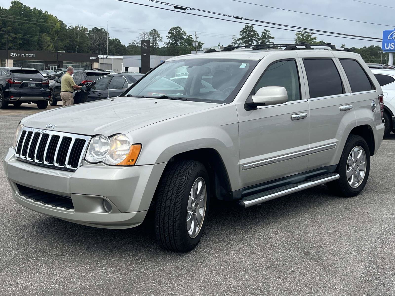 Used 2010 Jeep Grand Cherokee Limited w/ Mopar Chrome Edition Group RWD image 7