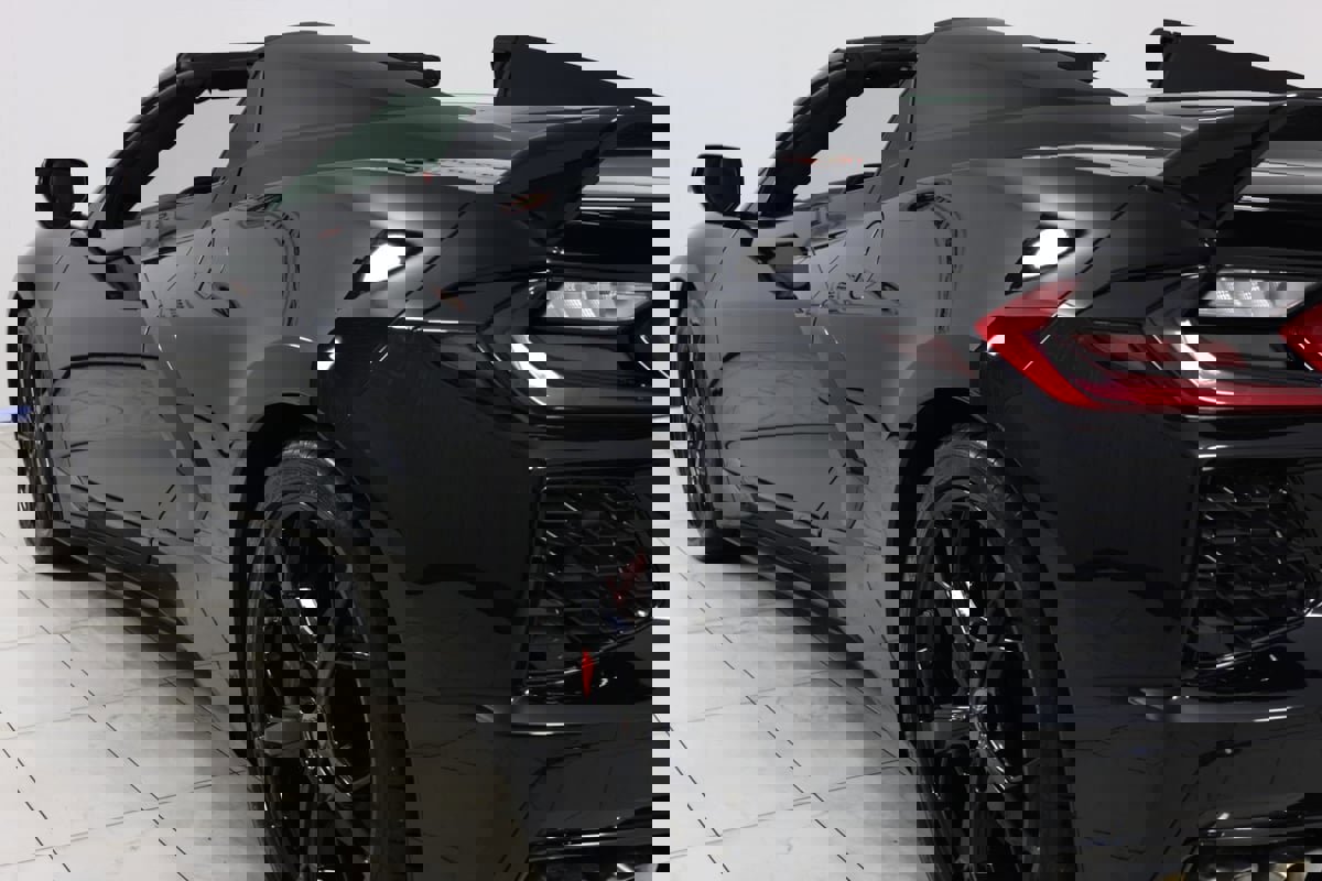 Used 2022 Chevrolet Corvette Stingray Premium Conv w/ Z51 Performance Package image 44