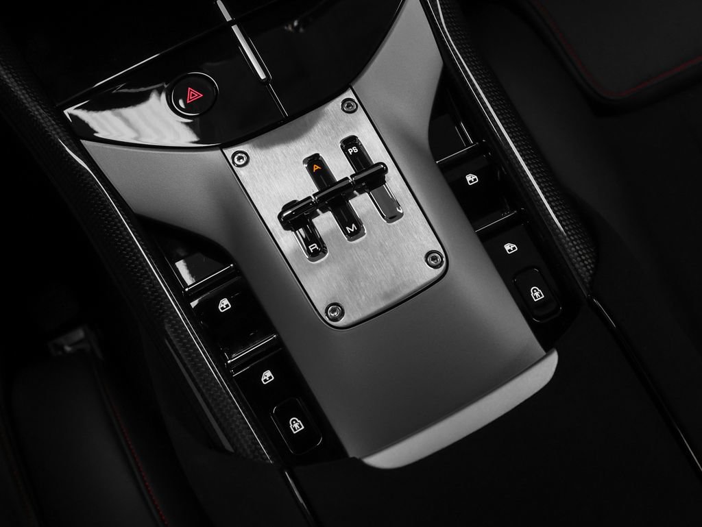 Certified 2025 Ferrari Purosangue AWD/4WD image 67
