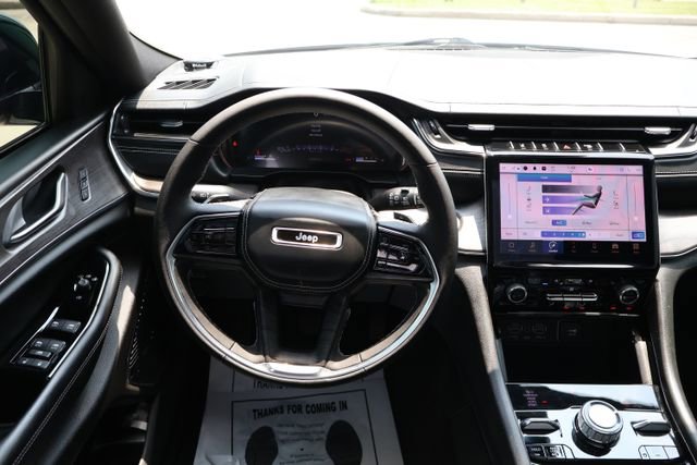 Used 2023 Jeep Grand Cherokee L Overland AWD/4WD image 14