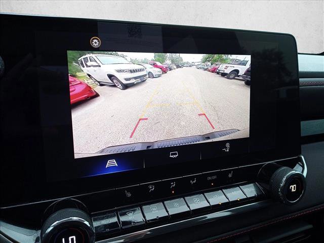 Used 2024 Chevrolet Colorado Z71 w/ Z71 Convenience Package 2 image 23