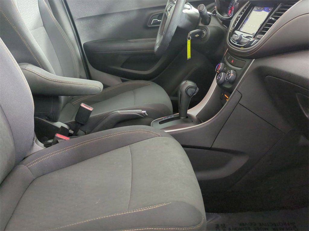 Certified 2019 Chevrolet Trax LS w/ Tint and Cruise Package image 24