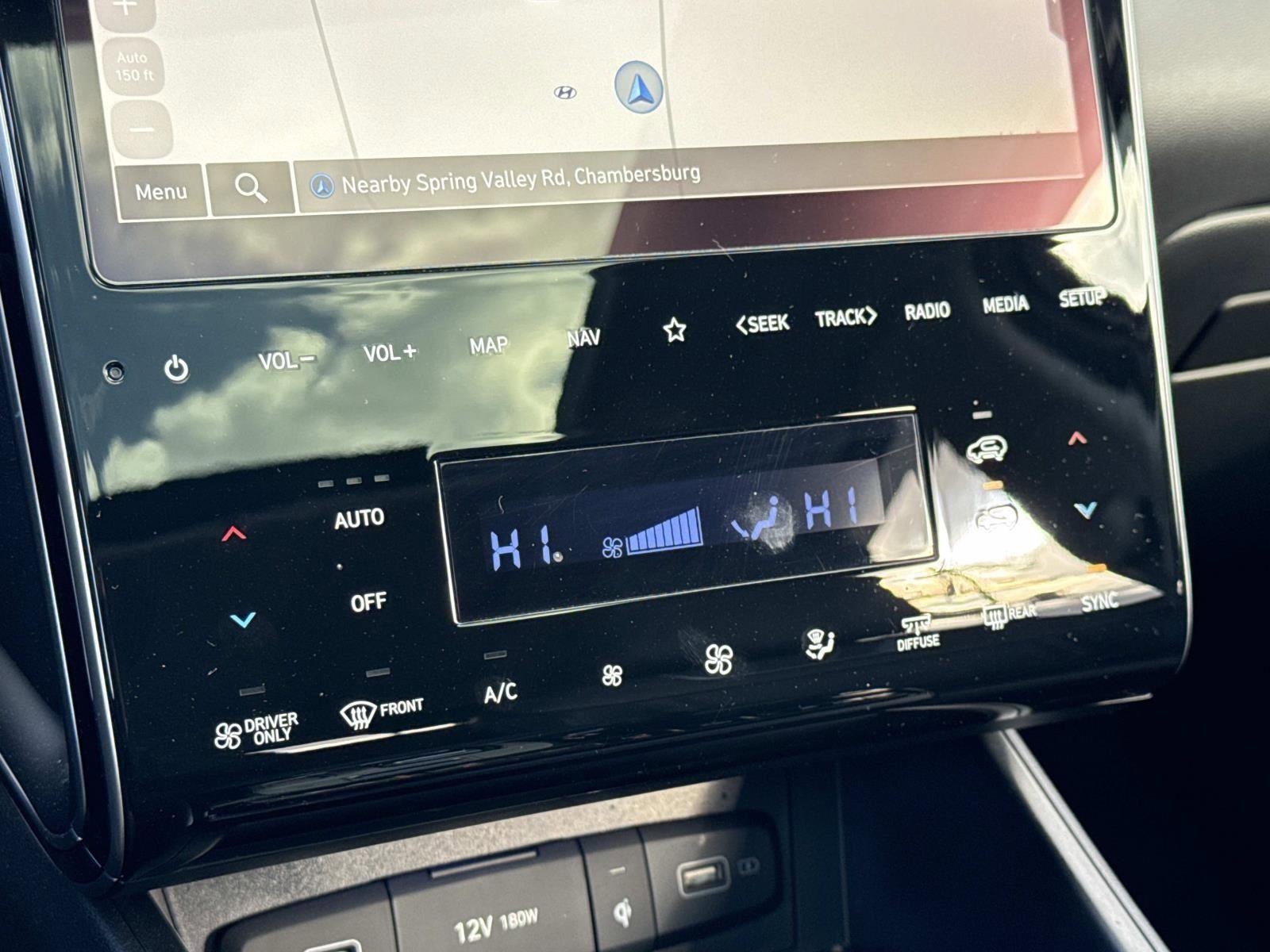 Used 2024 Hyundai Tucson Limited image 6