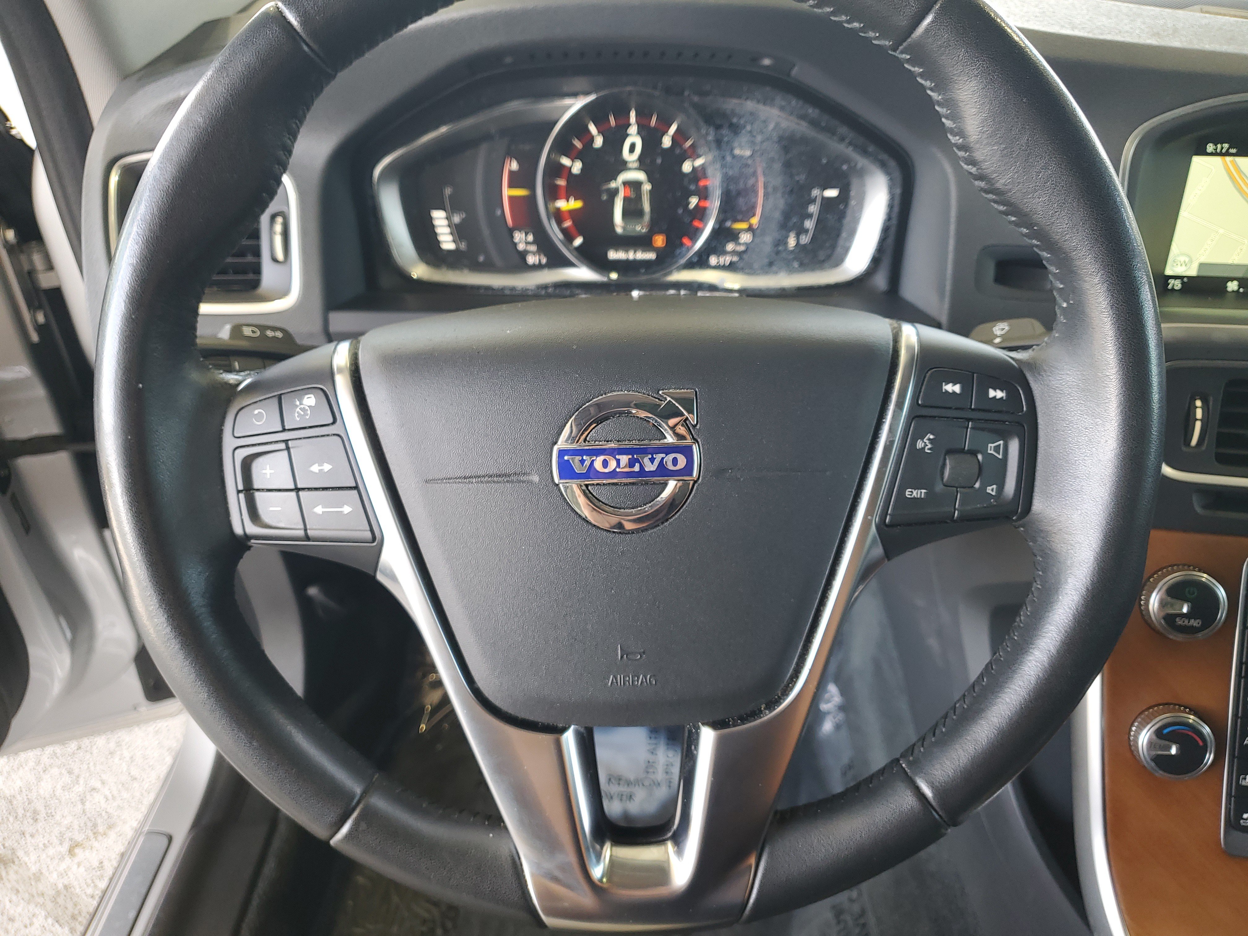Used 2017 Volvo S60 T5 Inscription Platinum FWD image 22