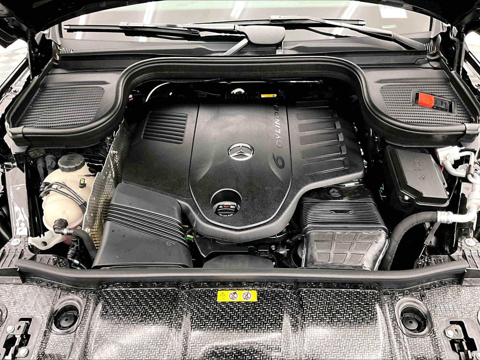 Used 2026 Mercedes-Benz GLE 450 4MATIC image 9