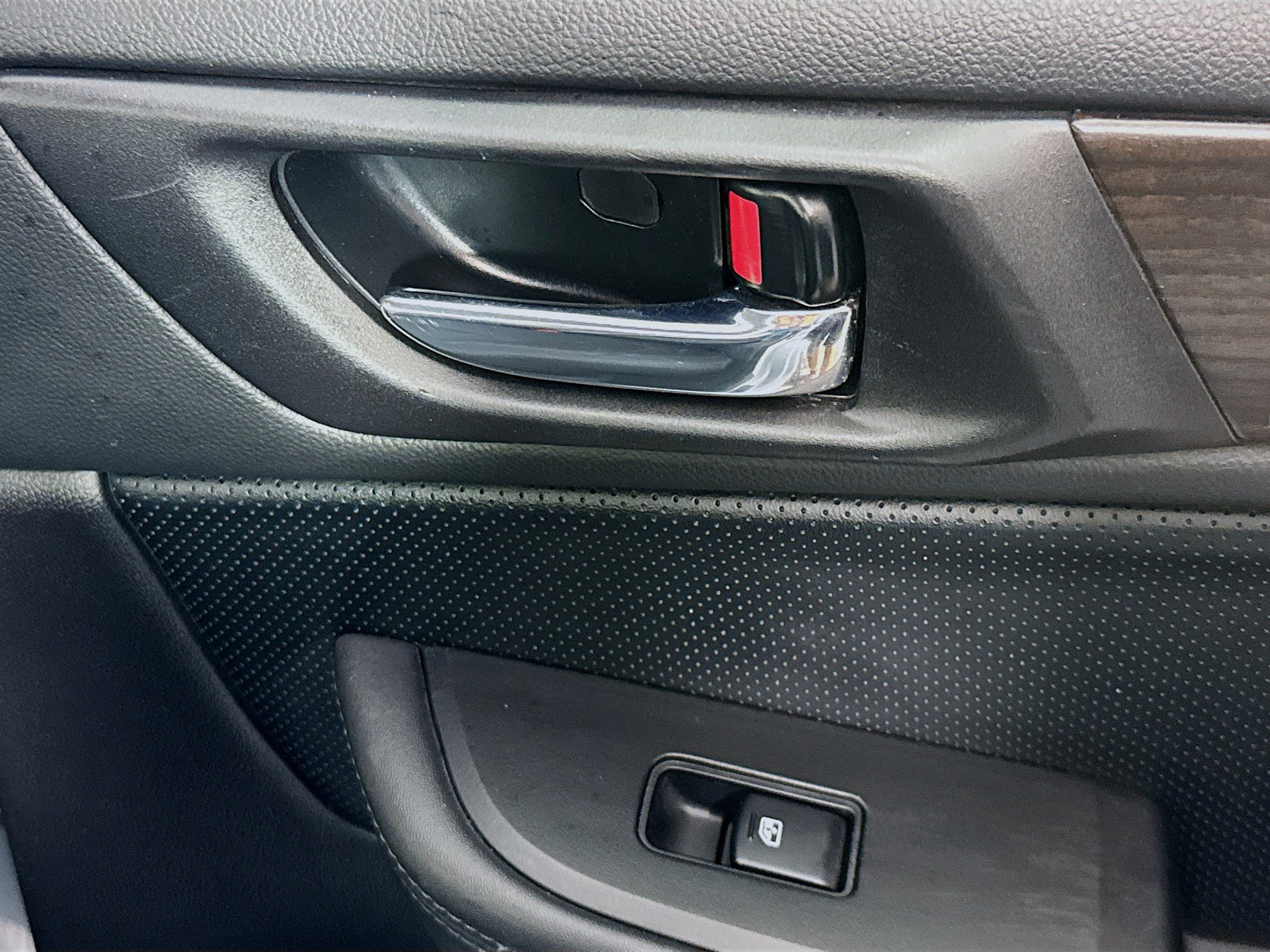 Used 2016 Subaru Legacy 2.5i Limited image 29