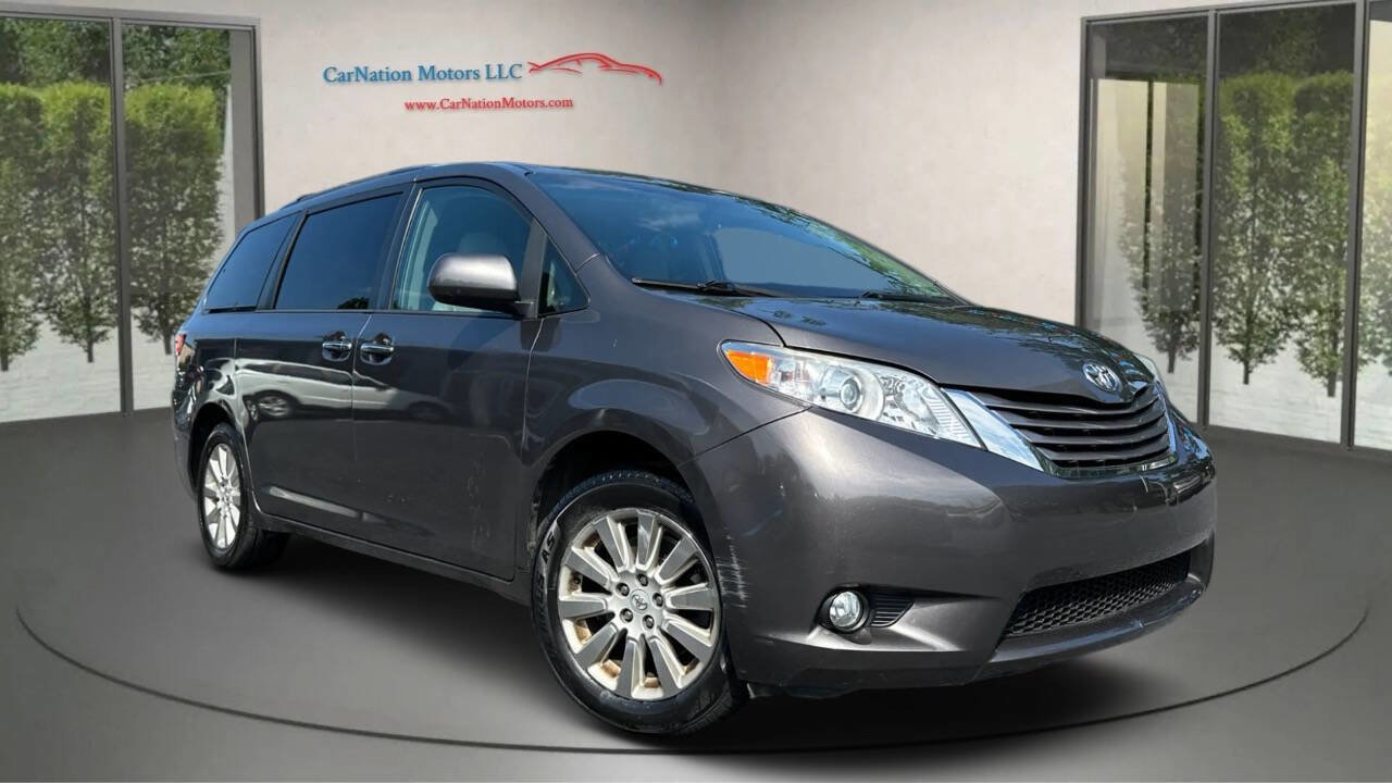Used 2015 Toyota Sienna XLE Premium image 1