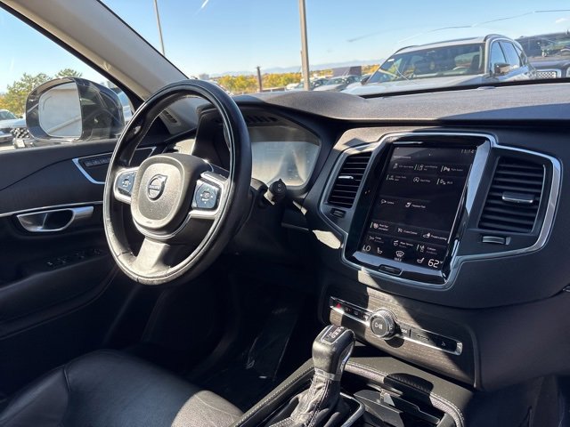 Used 2020 Volvo XC90 T5 Momentum w/ Protection Package Premier image 12
