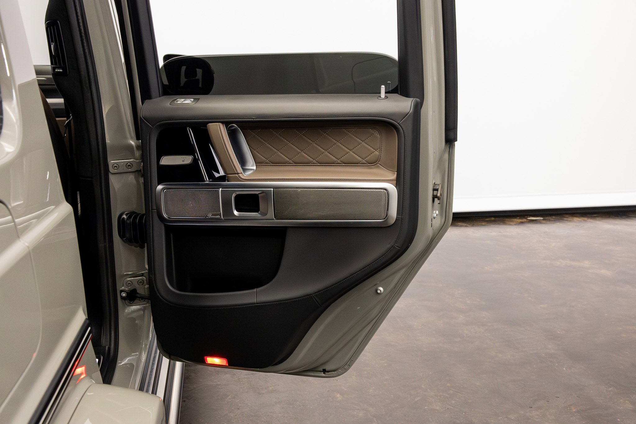 Used 2021 Mercedes-Benz G 550 image 38