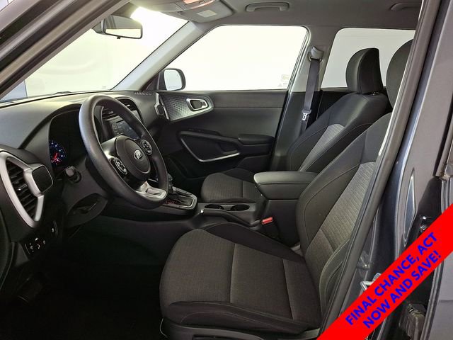 Used 2020 Kia Soul S FWD image 16