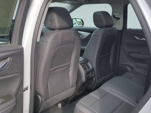 Used 2025 Chevrolet Blazer LT w/ Sound & Technology Package AWD/4WD image 28