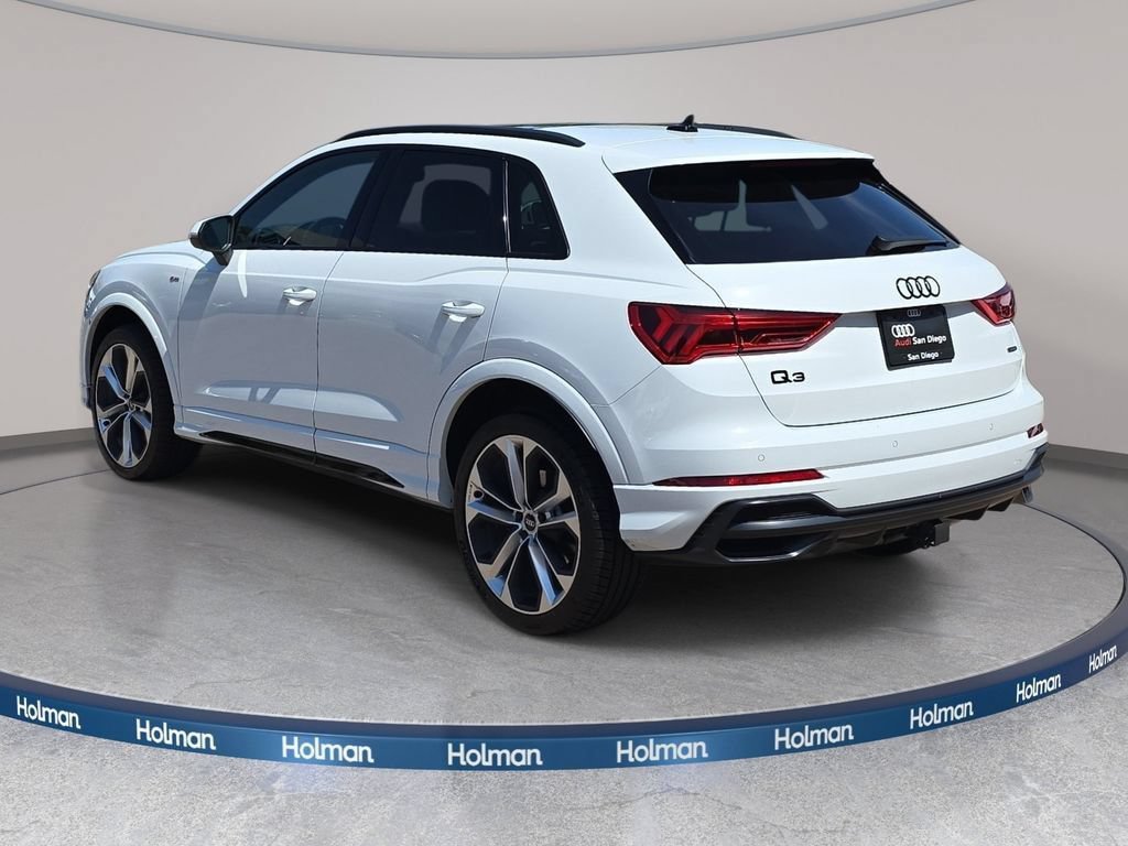 Used 2022 Audi Q3 2.0T Premium Plus w/ Premium Plus Package AWD/4WD image 8