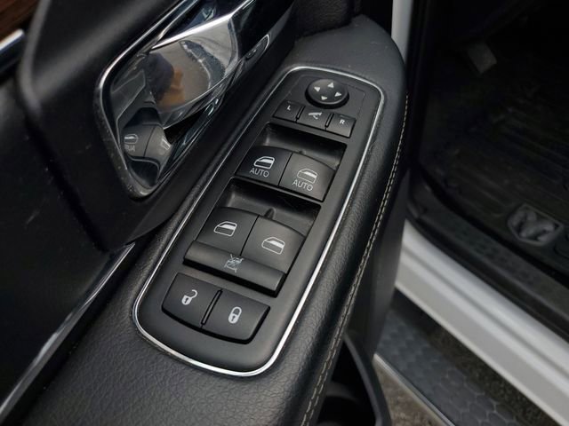 Used 2016 RAM 1500 Laramie w/ Convenience Group AWD/4WD image 26