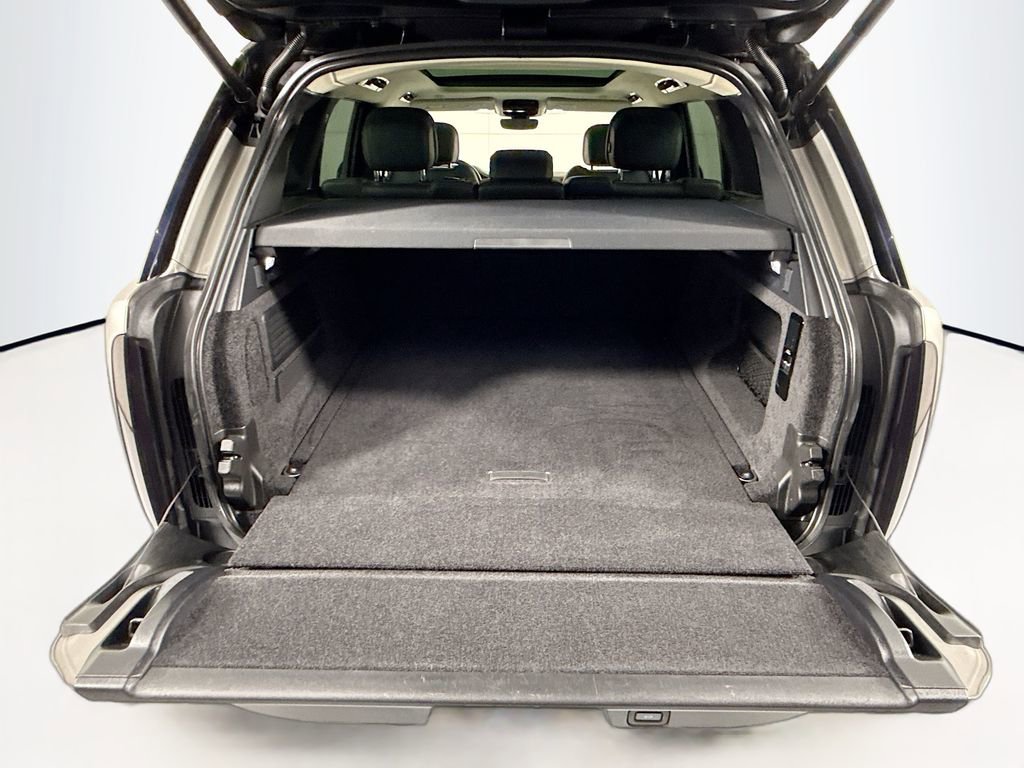 Used 2023 Land Rover Range Rover SE image 29
