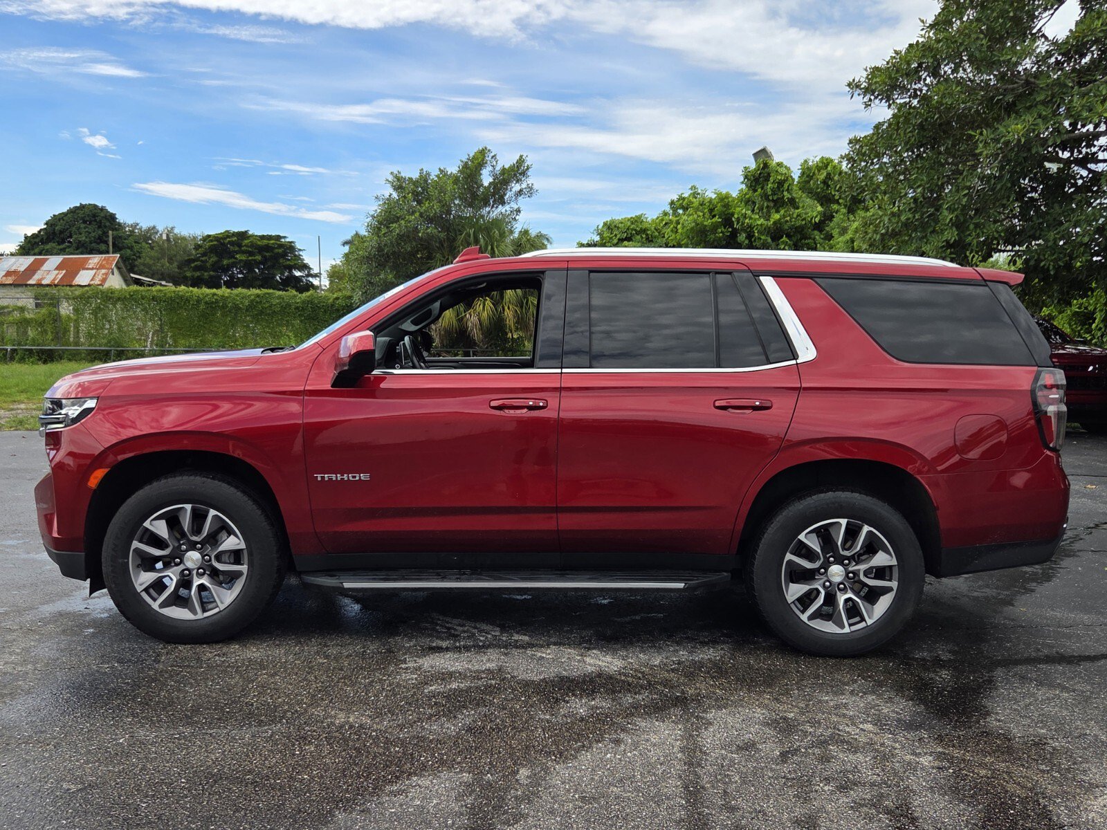 Certified 2023 Chevrolet Tahoe LT RWD image 2