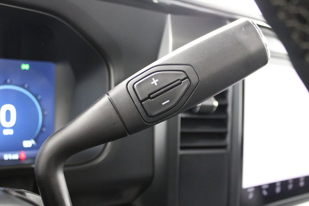 New 2026 Ford F250 Lariat w/ Black Appearance Package image 41