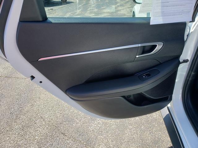 Used 2022 Hyundai Sonata SE FWD image 13