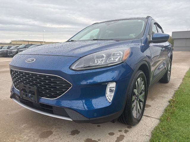 Used 2022 Ford Escape Titanium w/ Class II Trailer Tow Package AWD/4WD image 7