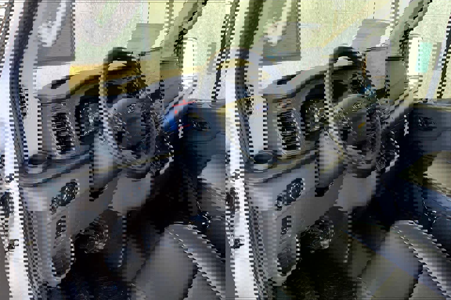 New 2026 Ford Transit 150 Low Roof w/ Load Area Protection Package RWD image 6