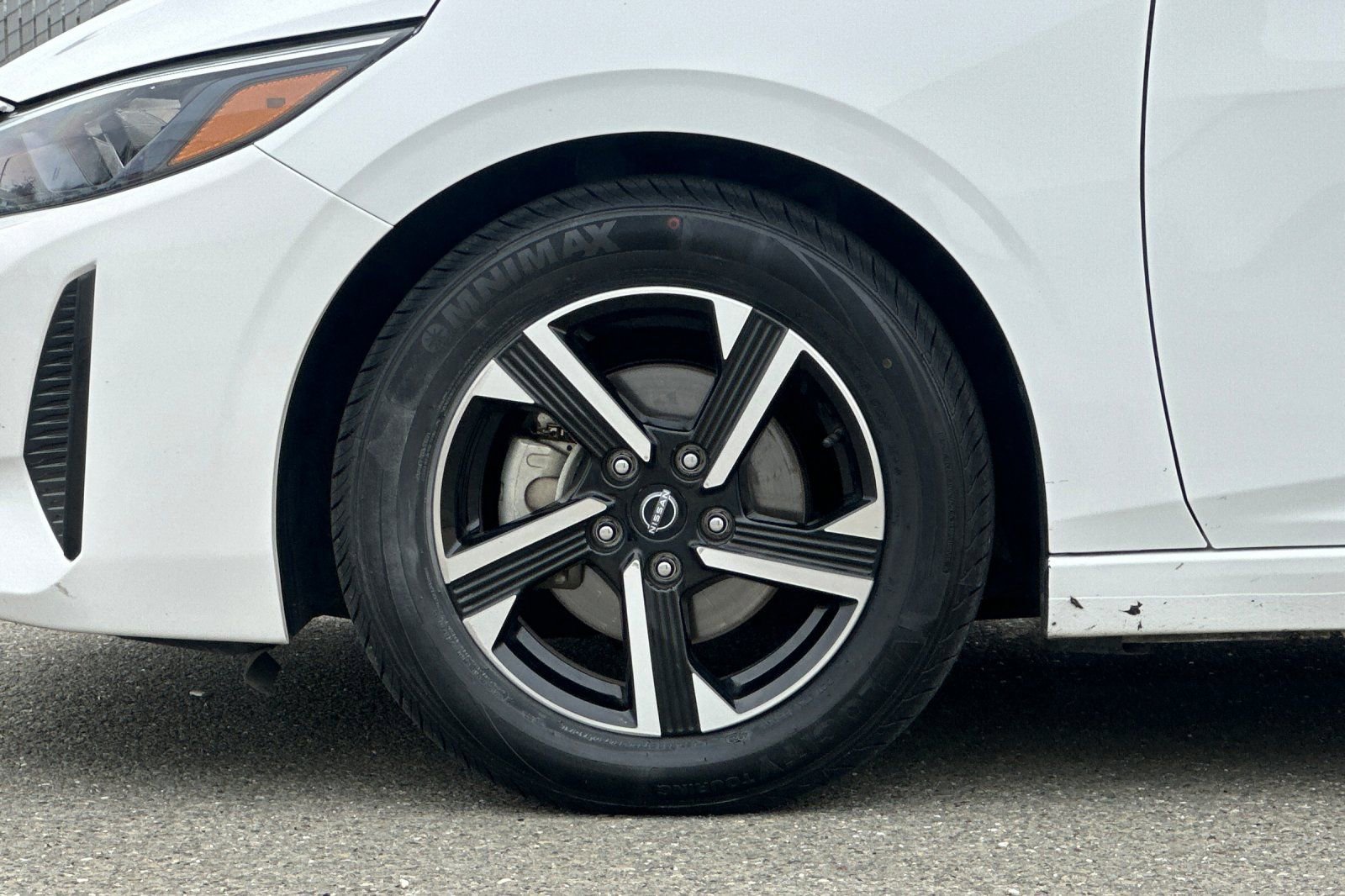 Certified 2024 Nissan Sentra SV image 31