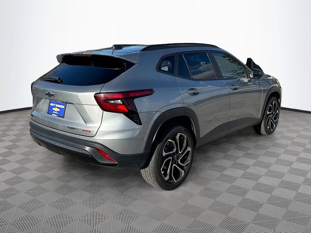 Used 2024 Chevrolet Trax RS w/ Driver Confidence Package image 5