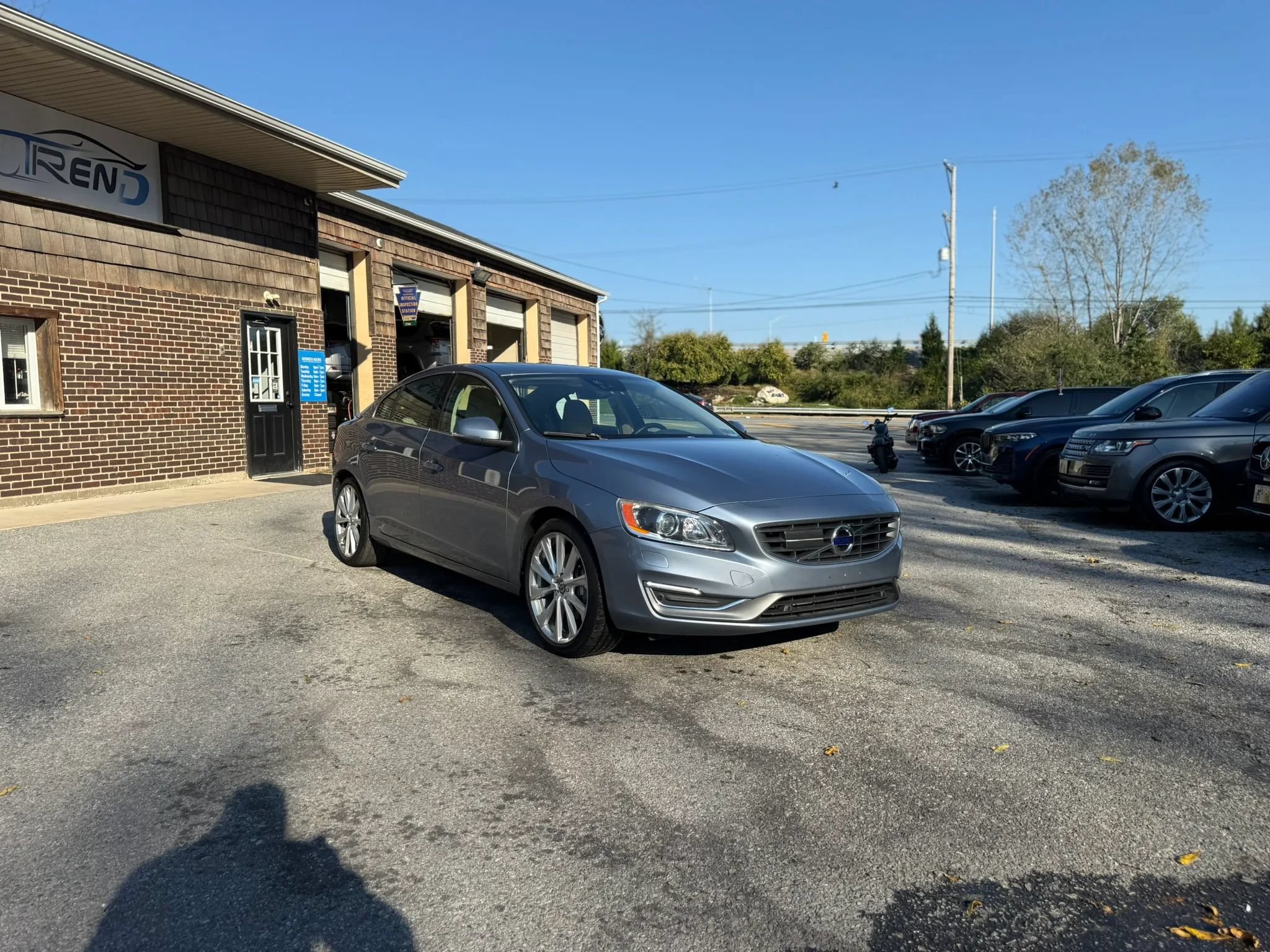 Used 2018 Volvo S60 T5 Inscription Platinum AWD/4WD image 2