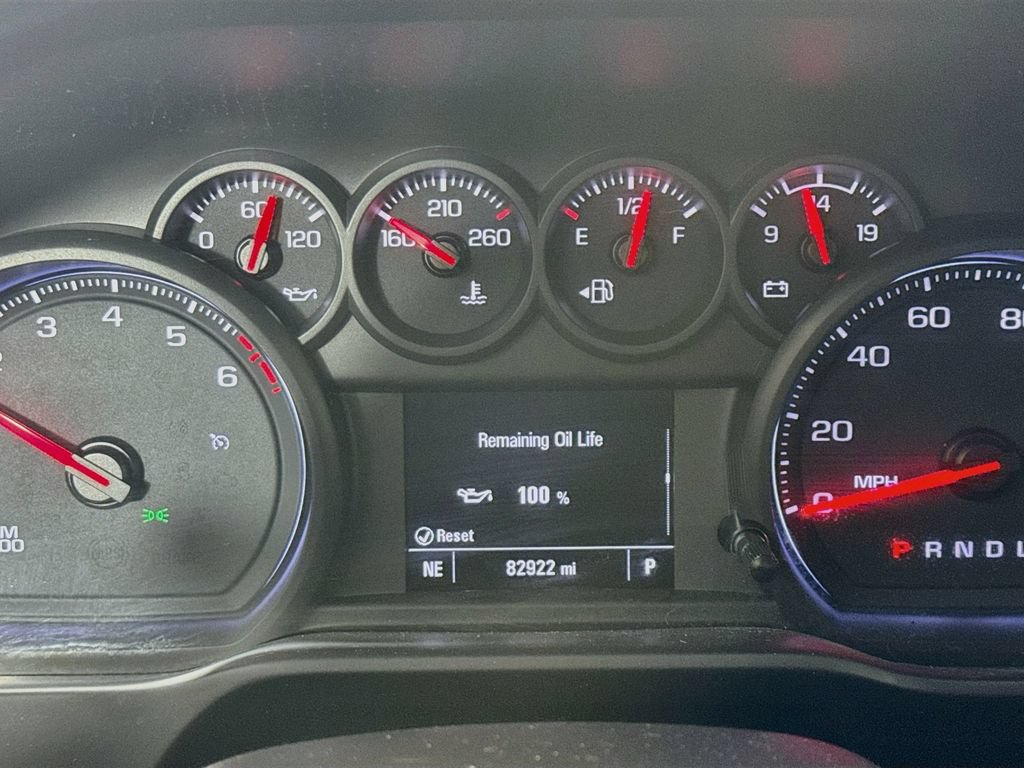 Used 2020 Chevrolet Silverado 1500 Custom w/ Custom Value Package RWD image 13