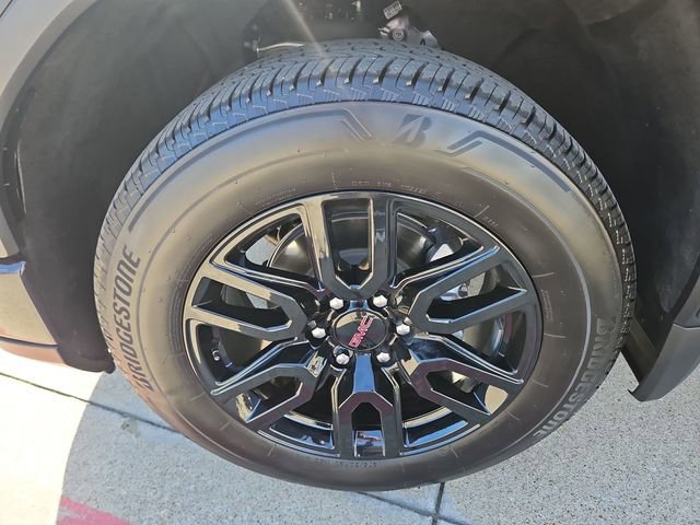 Used 2025 GMC Sierra 1500 Elevation w/ Preferred Package image 31