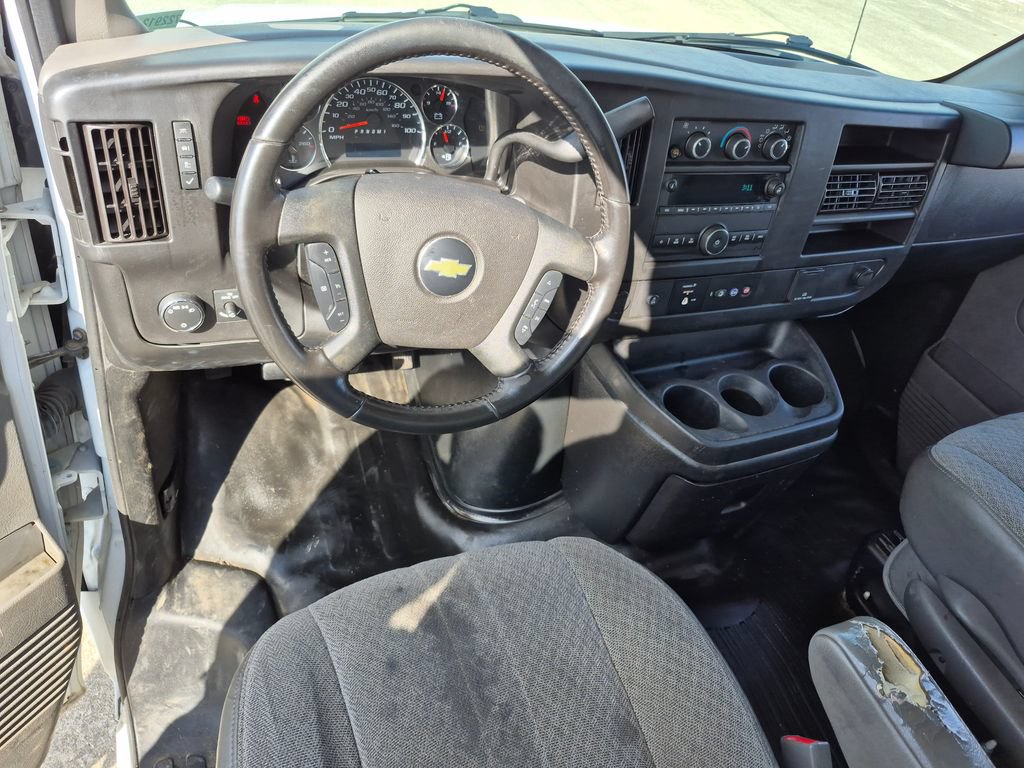 Used 2020 Chevrolet Express 3500 w/ Power Convenience Package RWD image 10