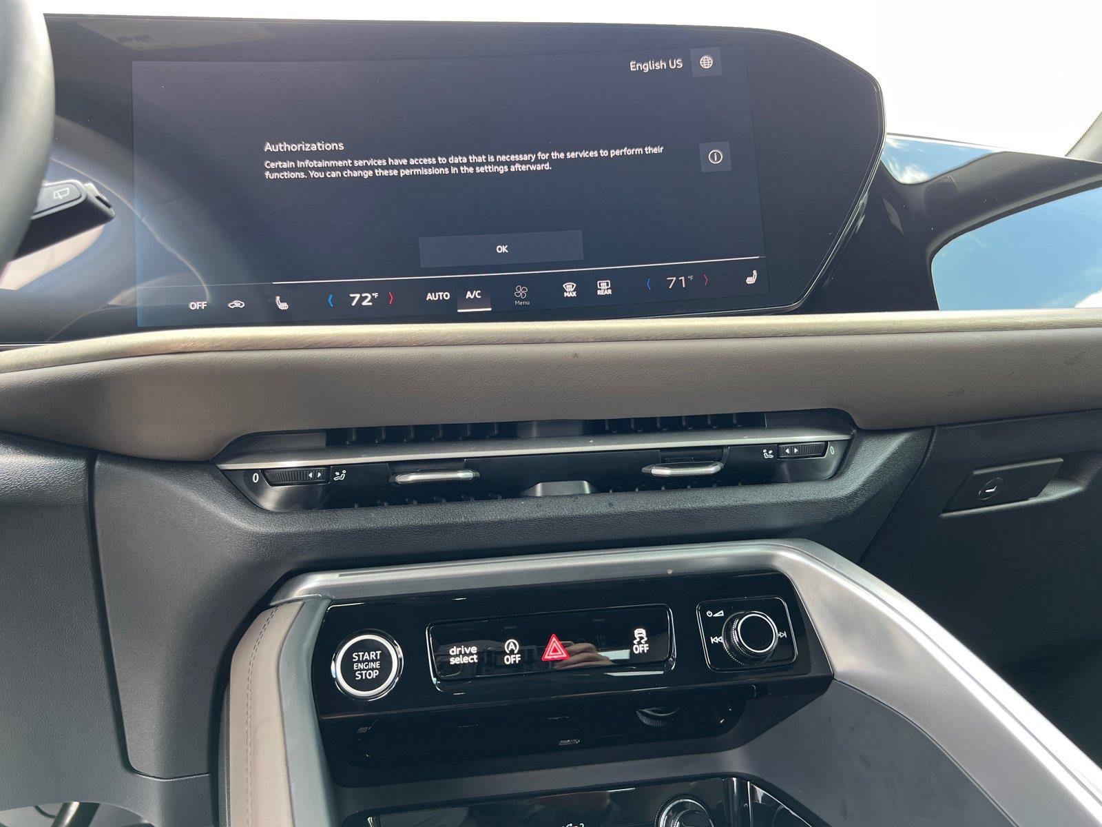Certified 2025 Audi Q5 Premium Plus w/ Premium Plus AWD/4WD image 28