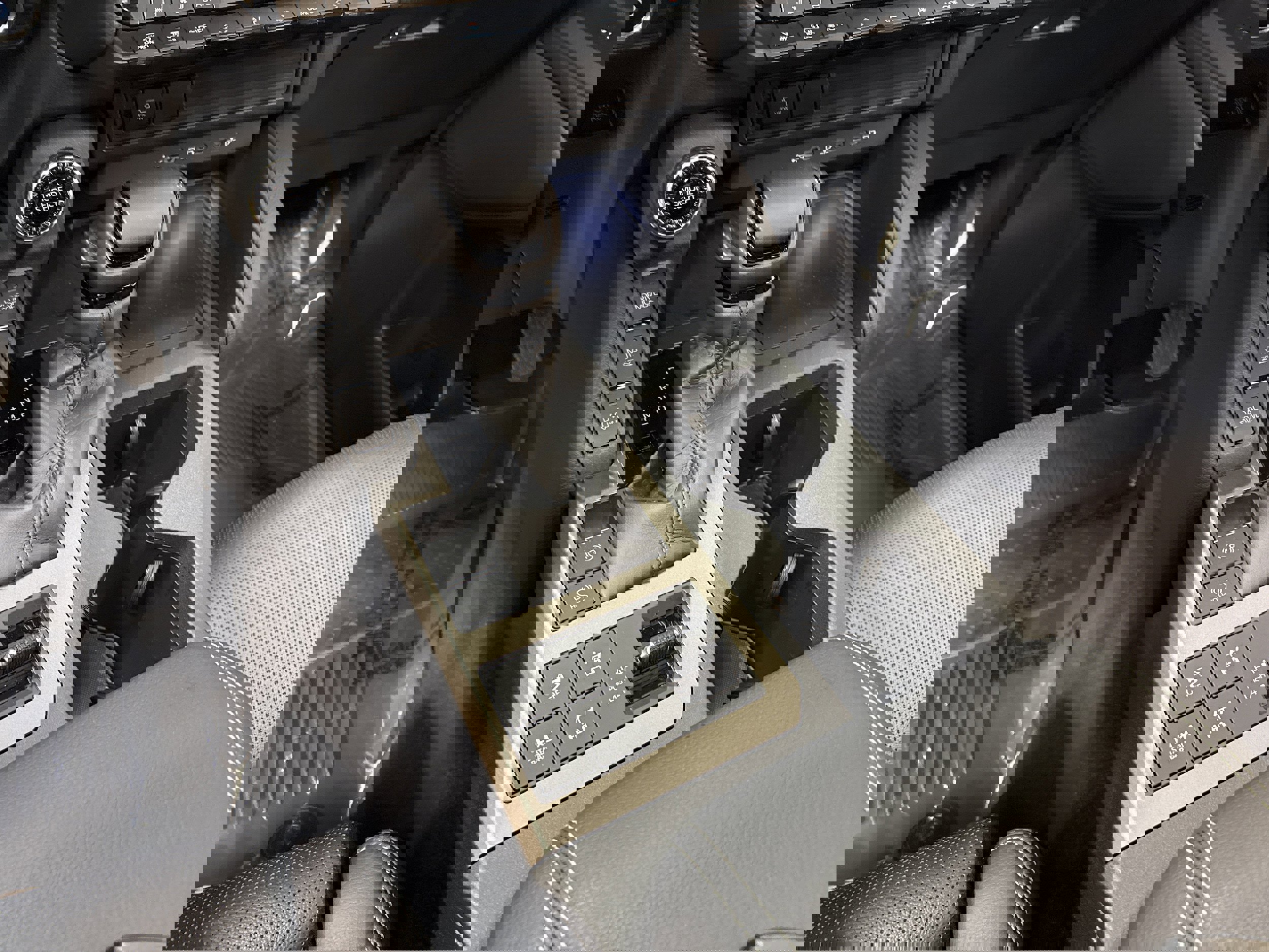 Used 2025 Toyota Land Cruiser w/ Premium Package image 37