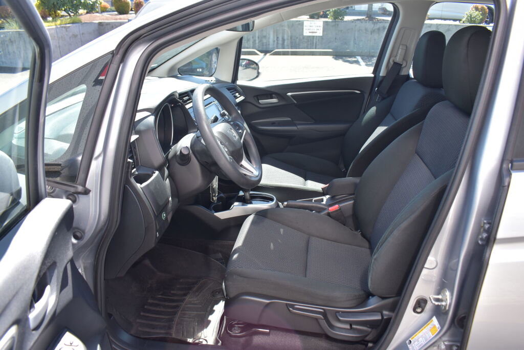 Used 2019 Honda Fit LX image 18