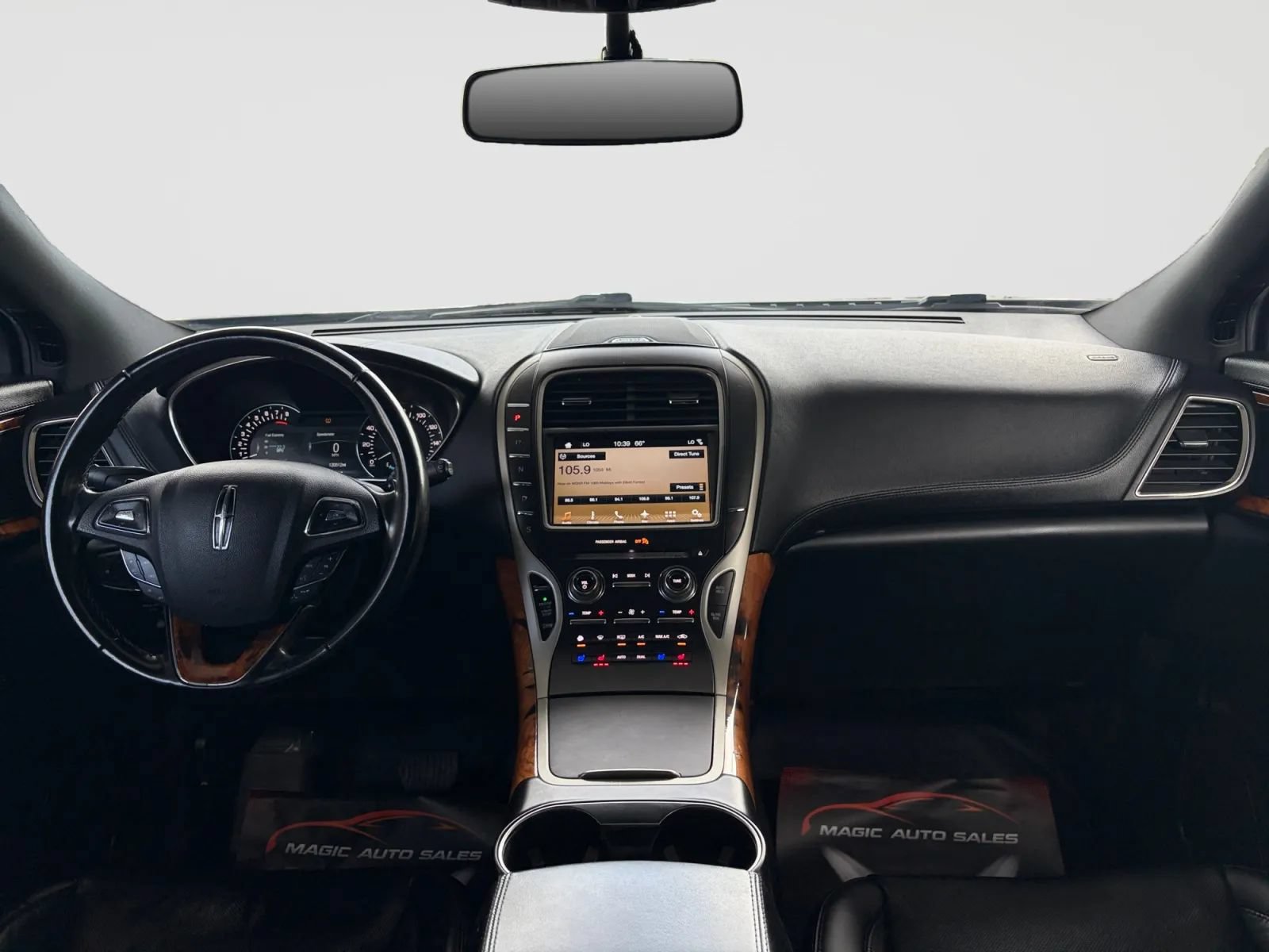 Used 2018 Lincoln MKX Reserve AWD/4WD image 22