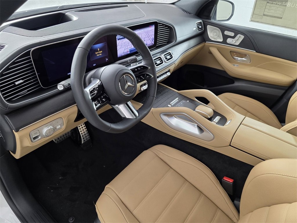 New 2026 Mercedes-Benz GLS 580 4MATIC image 7