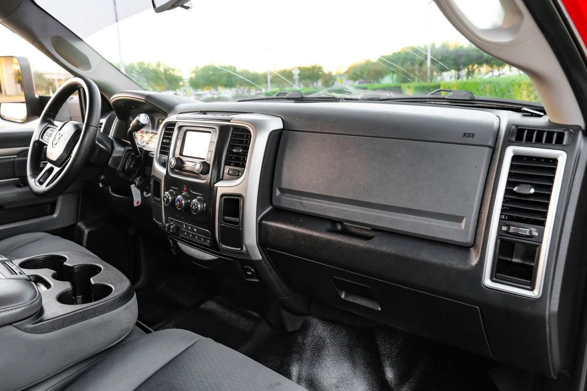 Used 2016 RAM 3500 SLT w/ Cold Weather Group image 13