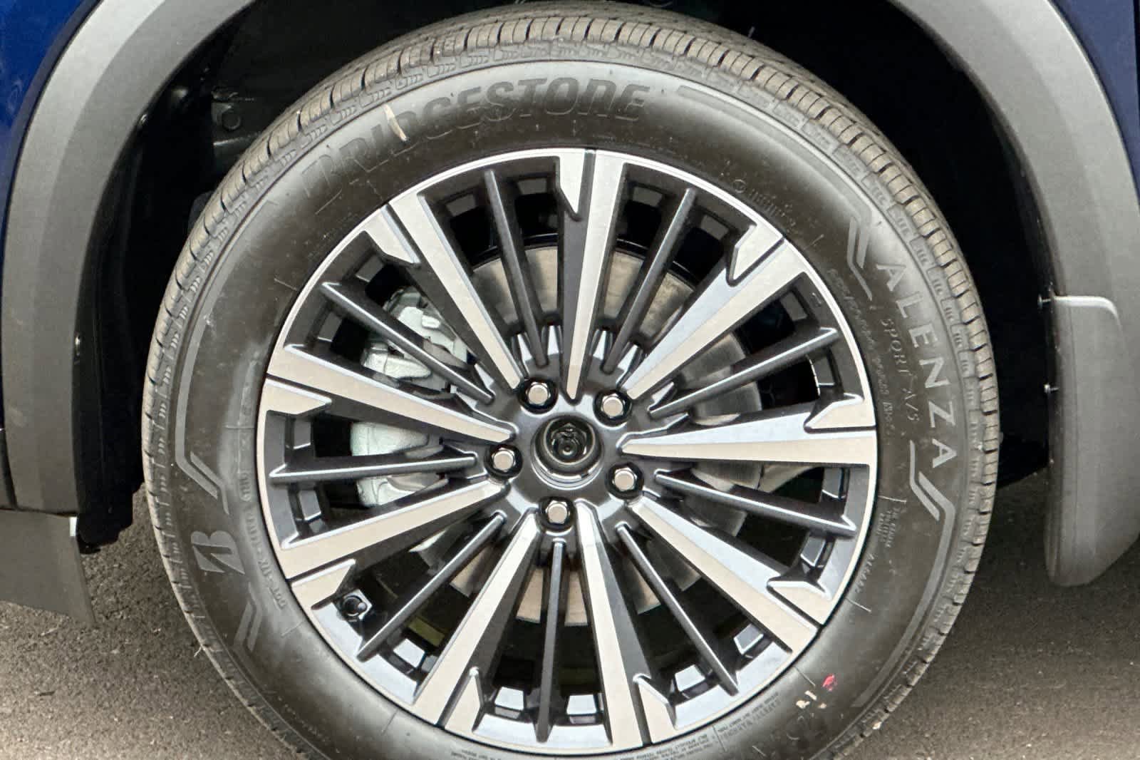 New 2026 Nissan Pathfinder Platinum AWD/4WD image 25