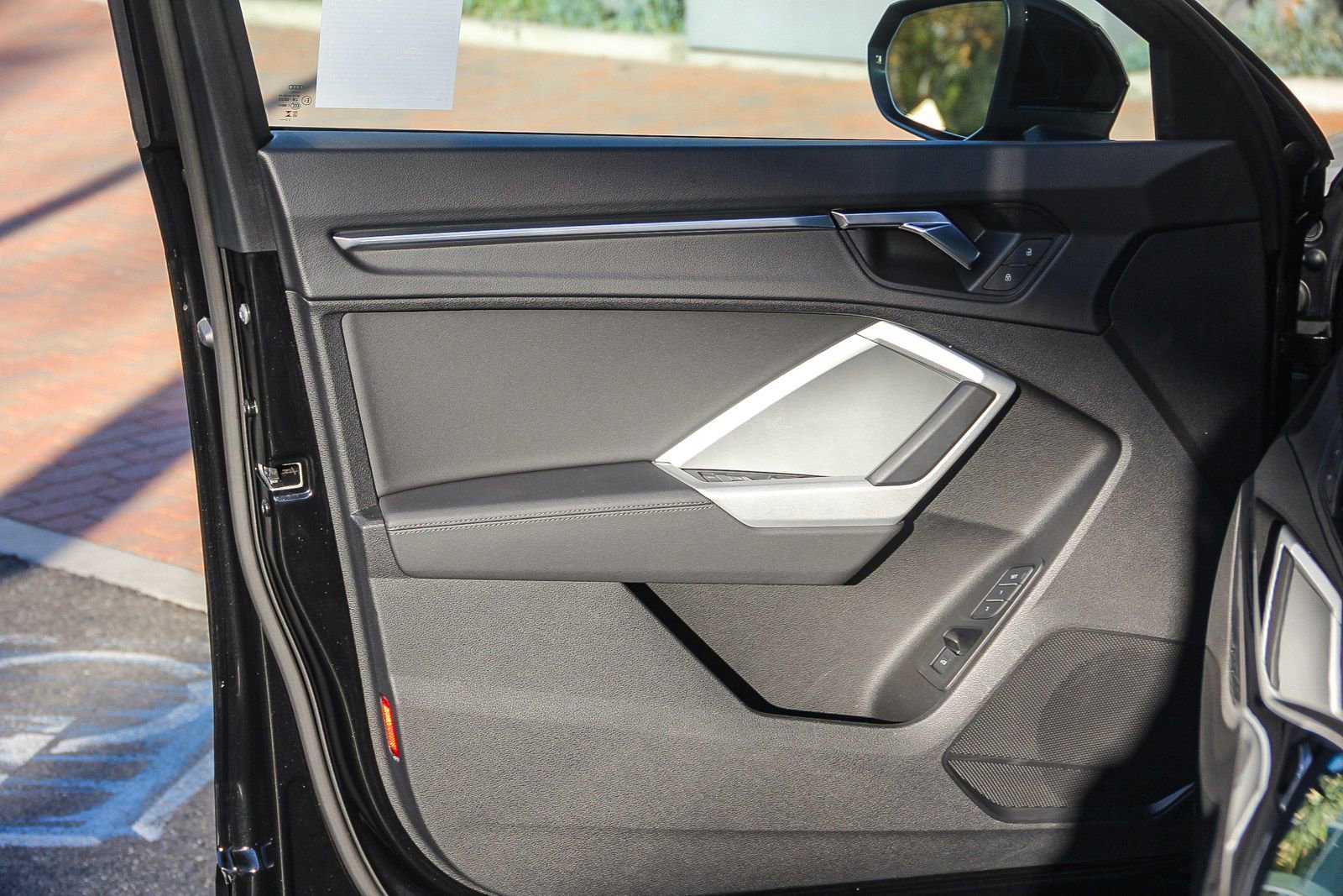 Certified 2023 Audi Q3 2.0T Premium Plus w/ Premium Plus Package image 20