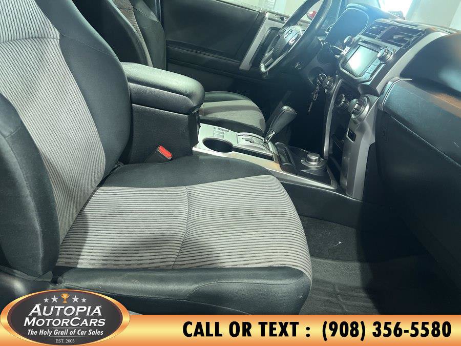 Used 2014 Toyota 4Runner SR5 AWD/4WD image 12