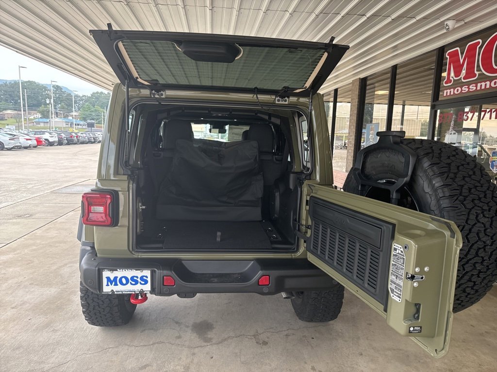 New 2025 Jeep Wrangler Unlimited Rubicon image 24