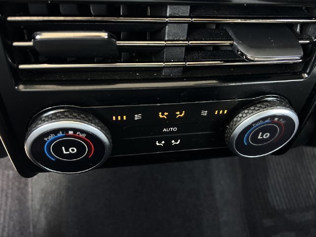 Used 2023 Land Rover Range Rover Sport SE Dynamic AWD/4WD image 18