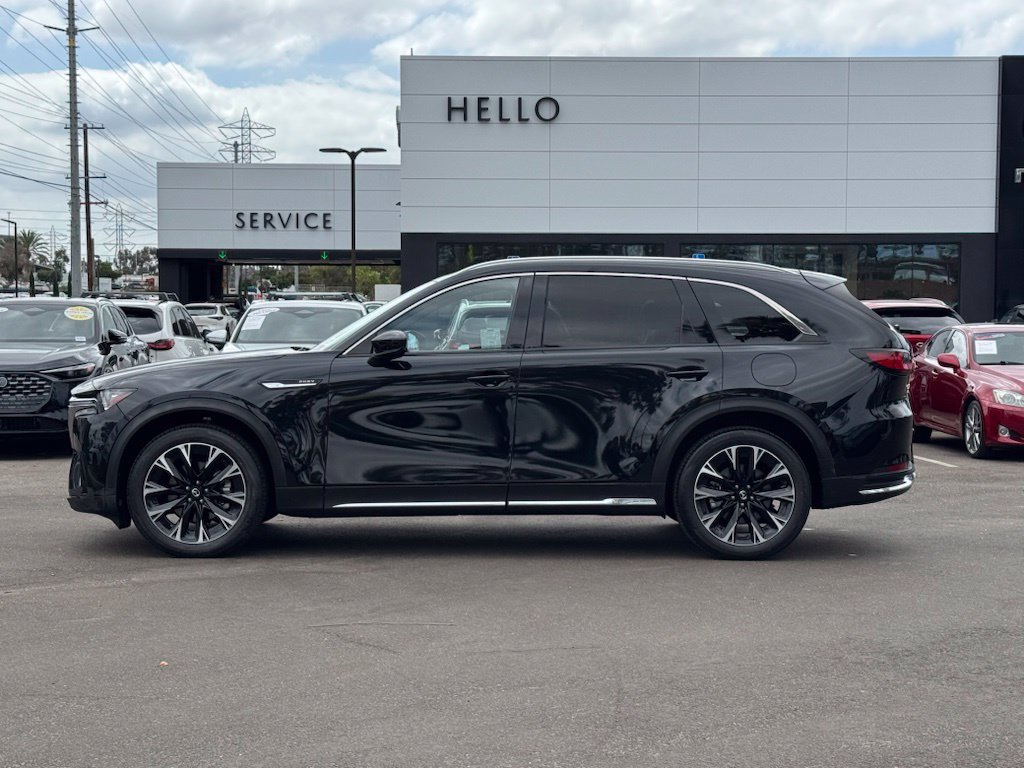 Certified 2024 MAZDA CX-90 Plug-In Hybrid w/ Premium Pkg AWD/4WD image 7