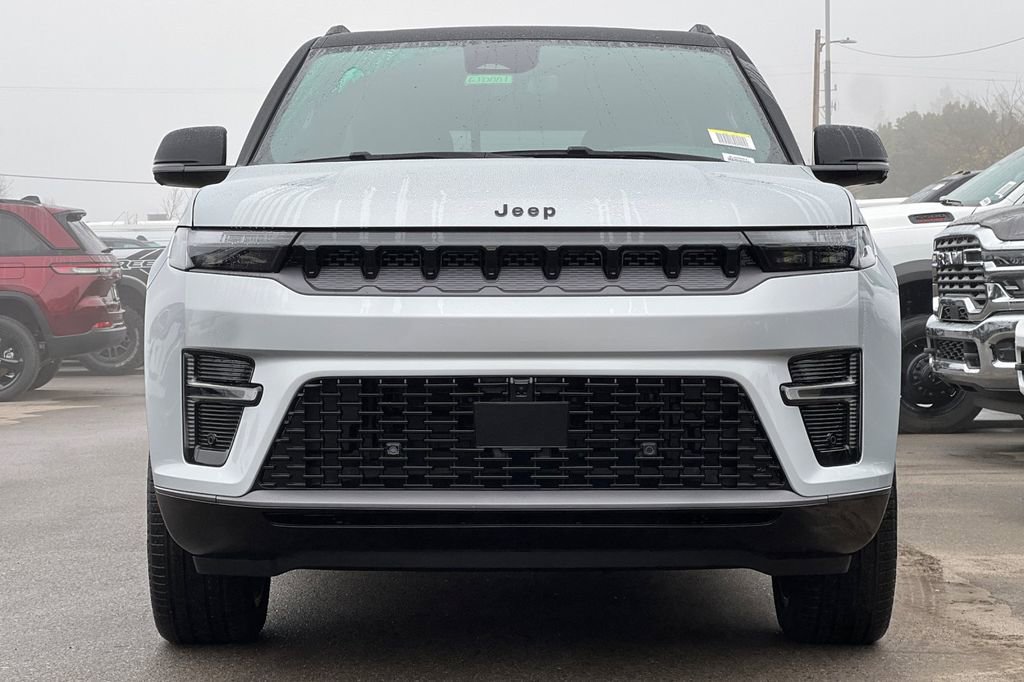 New 2026 Jeep Grand Wagoneer L Summit w/ Premium Group III image 9