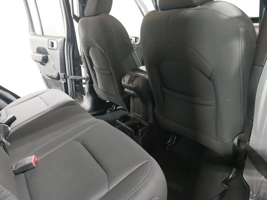 Used 2022 Jeep Wrangler Unlimited Sport image 11