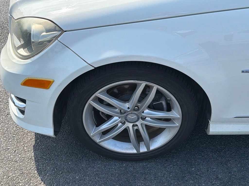 Used 2012 Mercedes-Benz C 250 Sedan image 17