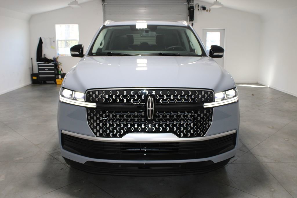 New 2026 Lincoln Navigator L Reserve image 57