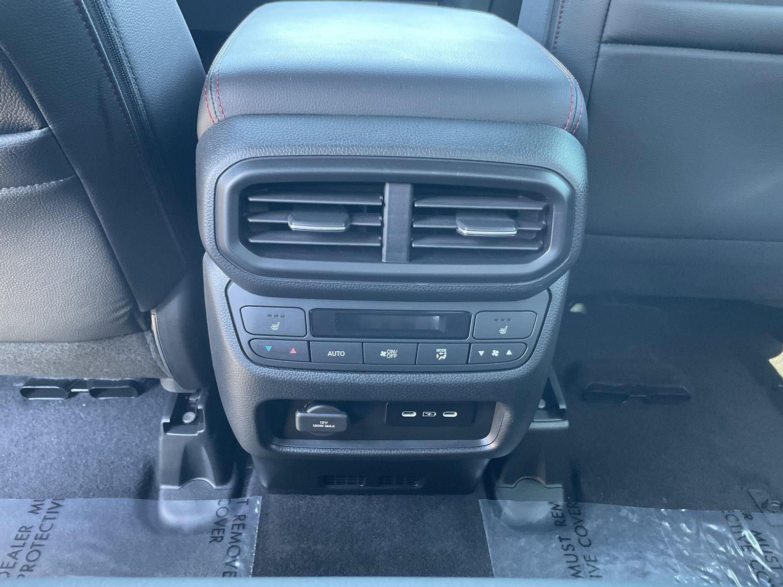 Used 2025 Honda Ridgeline Black Edition image 23