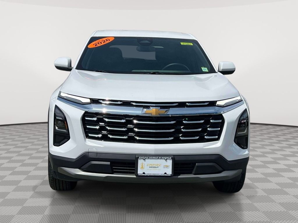Used 2026 Chevrolet Equinox LT AWD/4WD image 2
