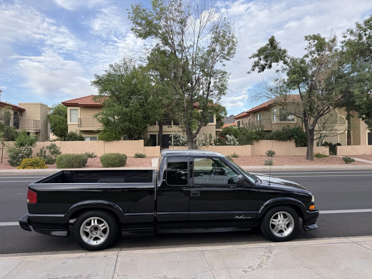 Used 2002 Chevrolet S10 Pickup LS w/ LS Preferred Equipment Group image 6