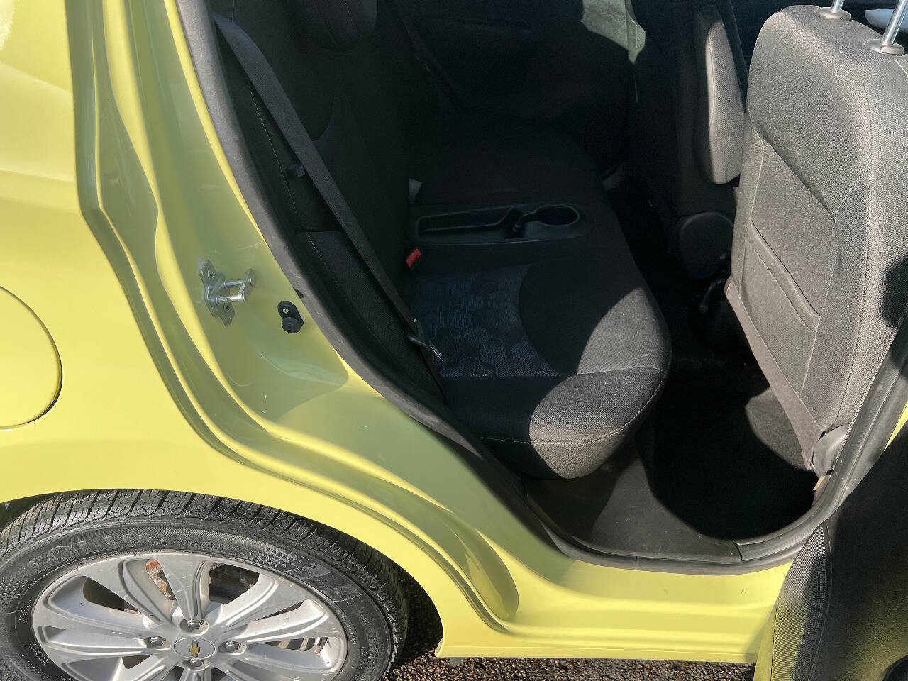 Used 2017 Chevrolet Spark LT image 21