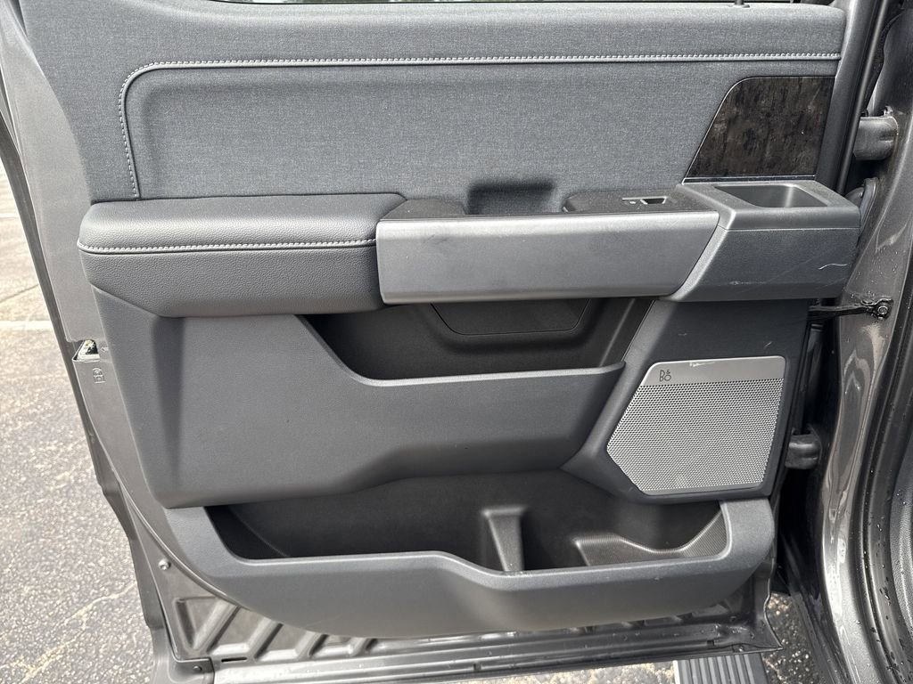 Used 2023 Ford F250 Lariat w/ Lariat Ultimate Package image 23